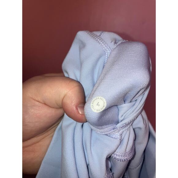 Lululemon light blue full length activewear leggings size 4 - Picture 4 of 4